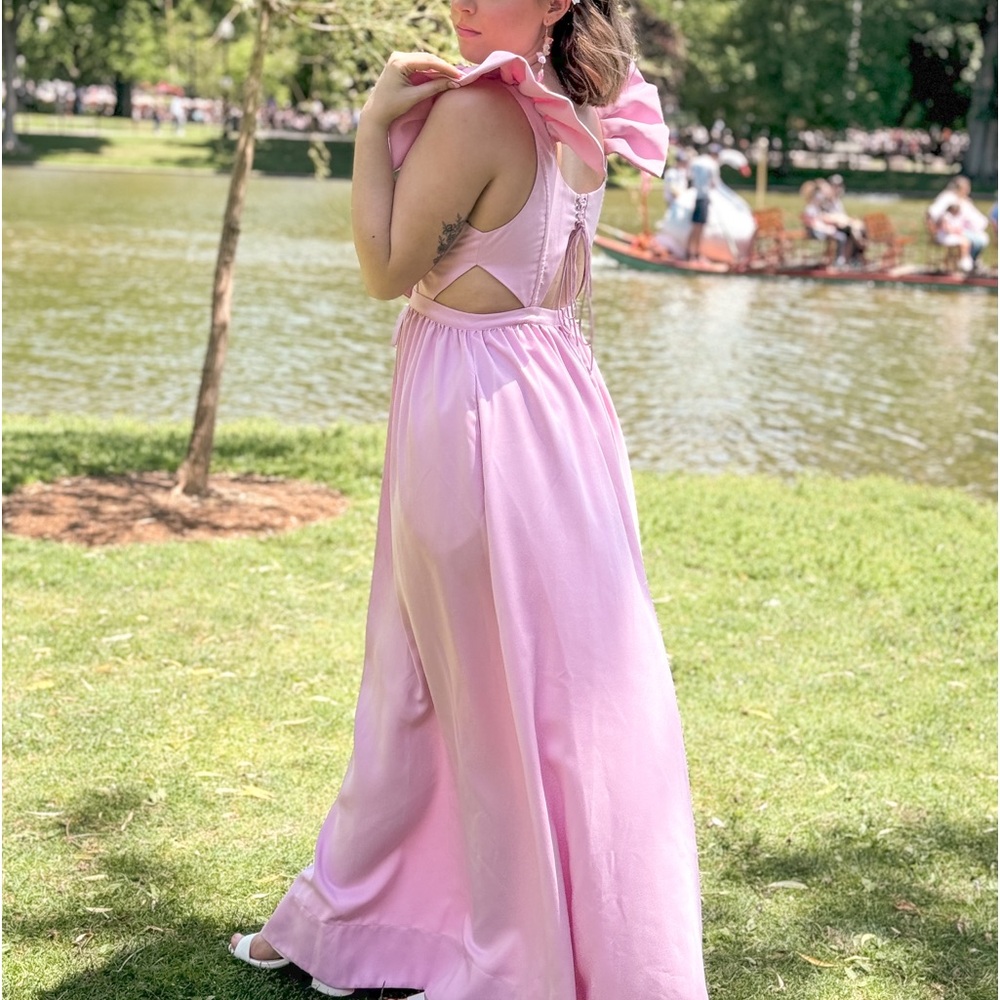 FOR LOVE AND LEMONS GOWN